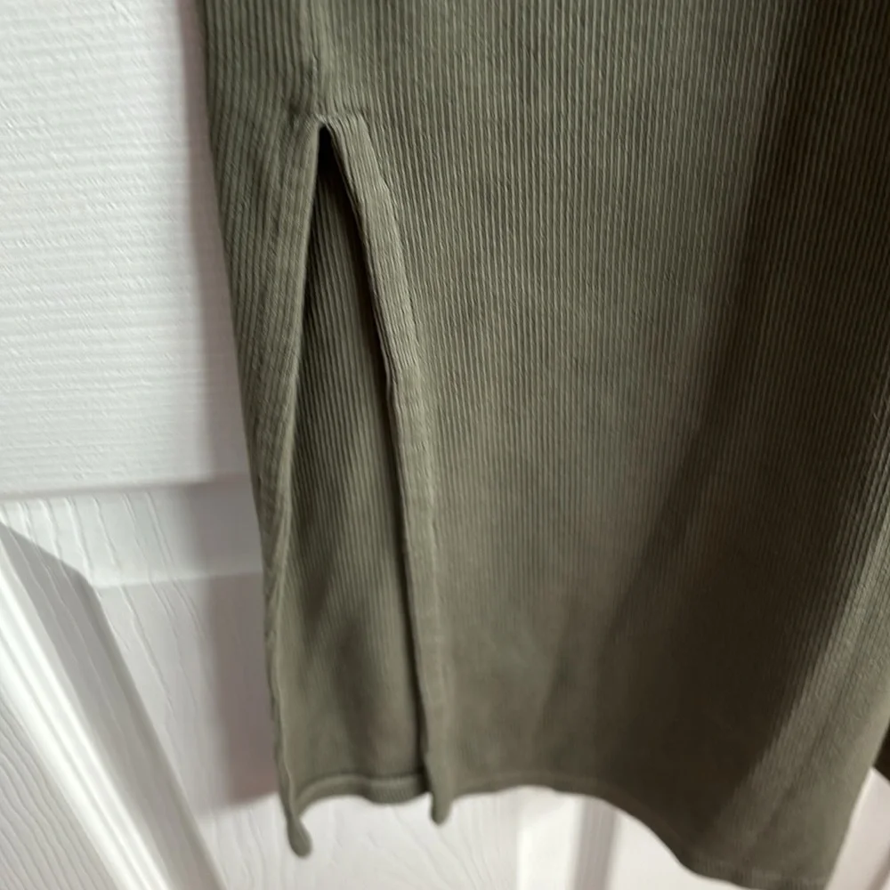 OLD NAVY MAXI DRESS-Camouflage Green Ribbed Knit Size Medium - Picture 5 of 5
